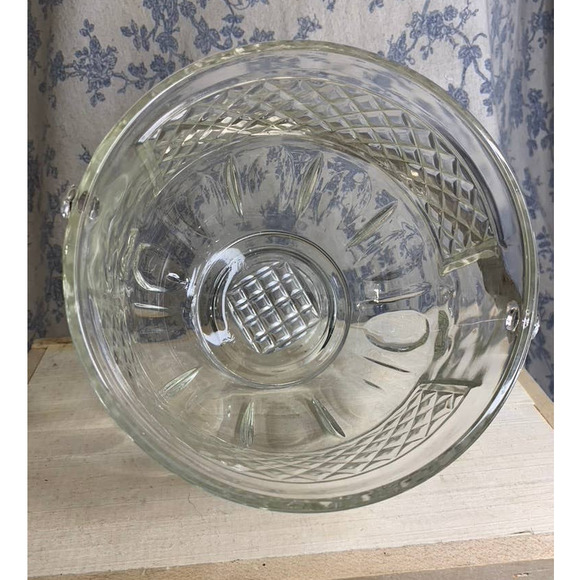 Vintage Glass Ice Bucket with Hammered Silver Handle - Picture 5 of 7